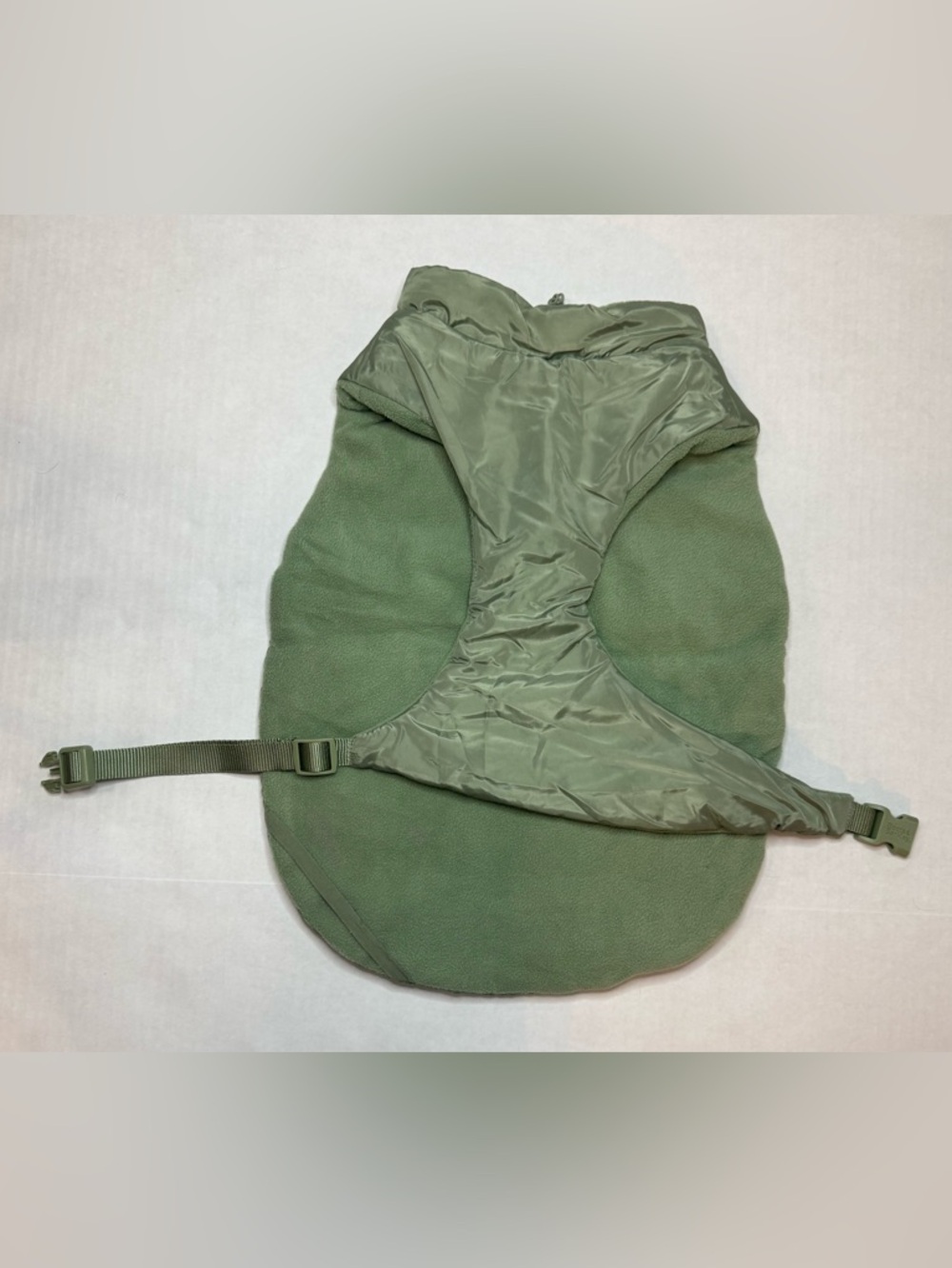 Boots and Barkley Green Puffer Jacket for Dog Size M - Picture 2 of 8